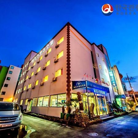 Beach Story Hotel Jeju Esterno foto