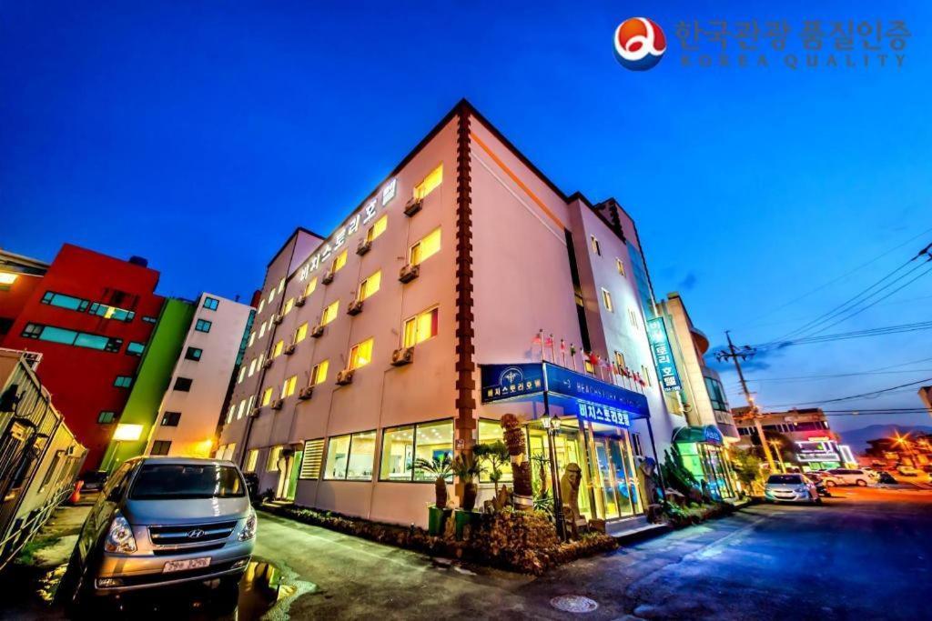 Beach Story Hotel Jeju Esterno foto