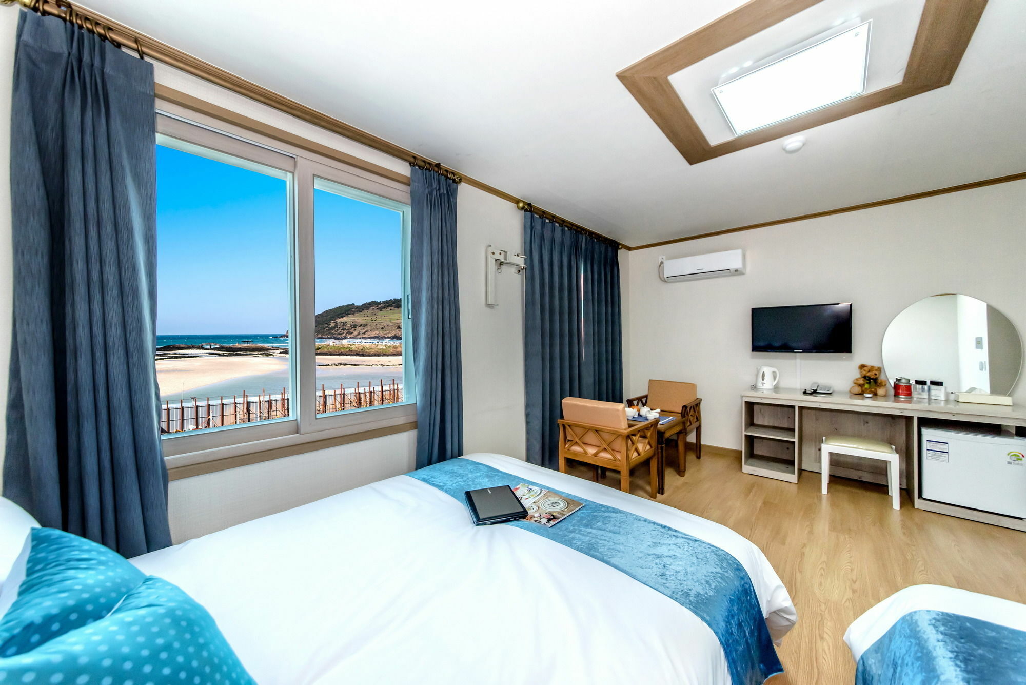 Beach Story Hotel Jeju Esterno foto